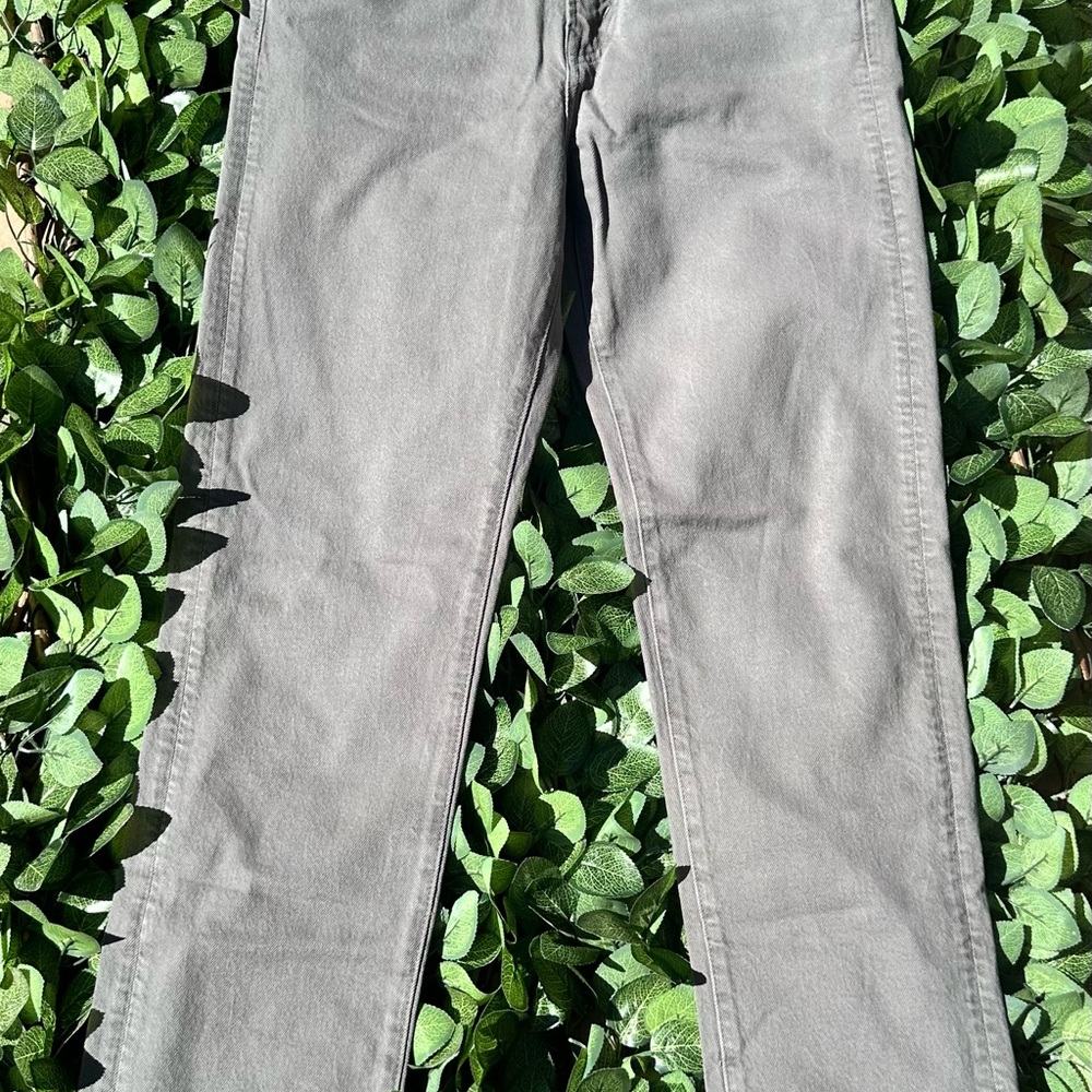 Classic Gray Men’s Jeans